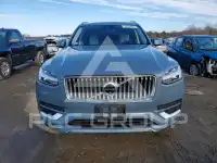2023 Volvo XC90 фото