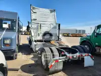 2023 Volvo VNL фото