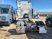 2023 Volvo VNL фото
