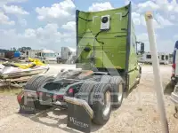 2023 Volvo VNL фото