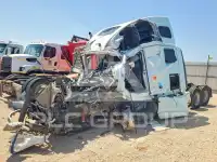 2023 Volvo VNL photo