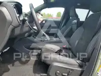 2023 Volvo XC40 фото
