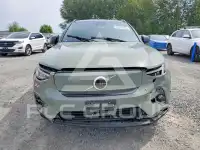2023 Volvo XC40 фото
