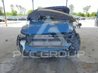 2023 Volvo XC40 фото