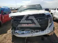 2023 GMC Sierra photo