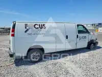 2023 GMC Savana фото