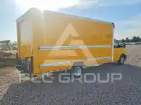 2023 GMC Savana фото