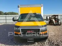 2023 GMC Savana фото