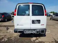2023 GMC Savana фото