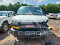 2023 GMC Savana фото