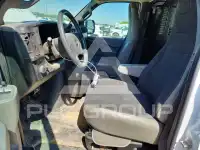 2023 GMC Savana фото