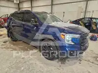 2023 GMC TERRAIN photo
