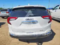 2023 GMC TERRAIN photo