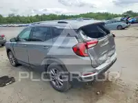 2023 GMC TERRAIN photo
