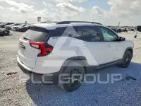 2023 GMC TERRAIN photo