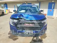 2023 GMC TERRAIN photo