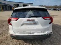 2023 GMC TERRAIN photo