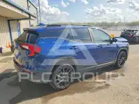 2023 GMC TERRAIN photo