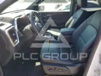 2023 GMC CANYON фото