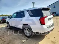 2023 GMC YUKON фото