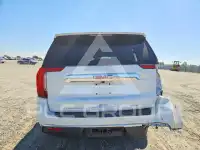 2023 GMC YUKON фото