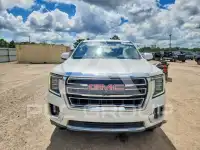 2023 GMC YUKON фото
