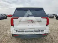 2023 GMC YUKON photo