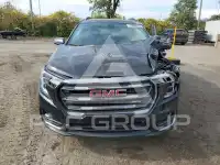 2023 GMC TERRAIN photo