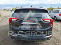 2023 GMC TERRAIN photo