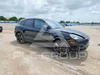 2023 Porsche CAYENNE photo