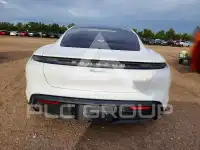 2023 Porsche Taycan фото