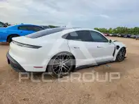 2023 Porsche Taycan фото