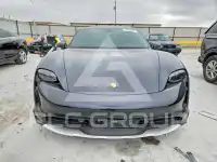 2023 Porsche Taycan photo
