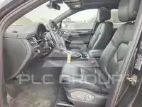 2023 Porsche MACAN photo