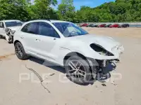 2023 Porsche MACAN photo