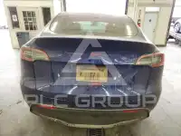 2023 Tesla Model Y фото