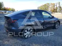 2023 Tesla Model Y фото