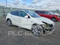2023 Tesla Model Y фото