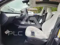 2023 Tesla Model Y фото