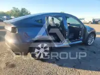 2023 Tesla Model Y фото