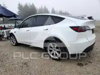 2023 Tesla Model Y фото