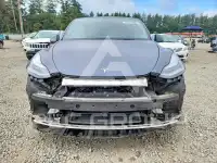 2023 Tesla Model Y фото