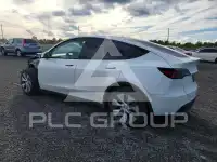 2023 Tesla Model Y фото