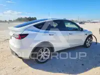 2023 Tesla Model Y фото