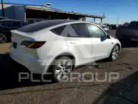 2023 Tesla Model Y фото