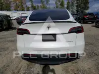 2023 Tesla Model Y фото
