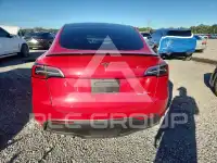 2023 Tesla Model Y фото