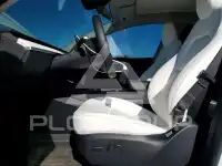 2023 Tesla Model Y фото