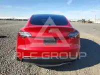 2023 Tesla Model Y фото