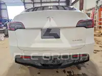 2023 Tesla Model Y фото